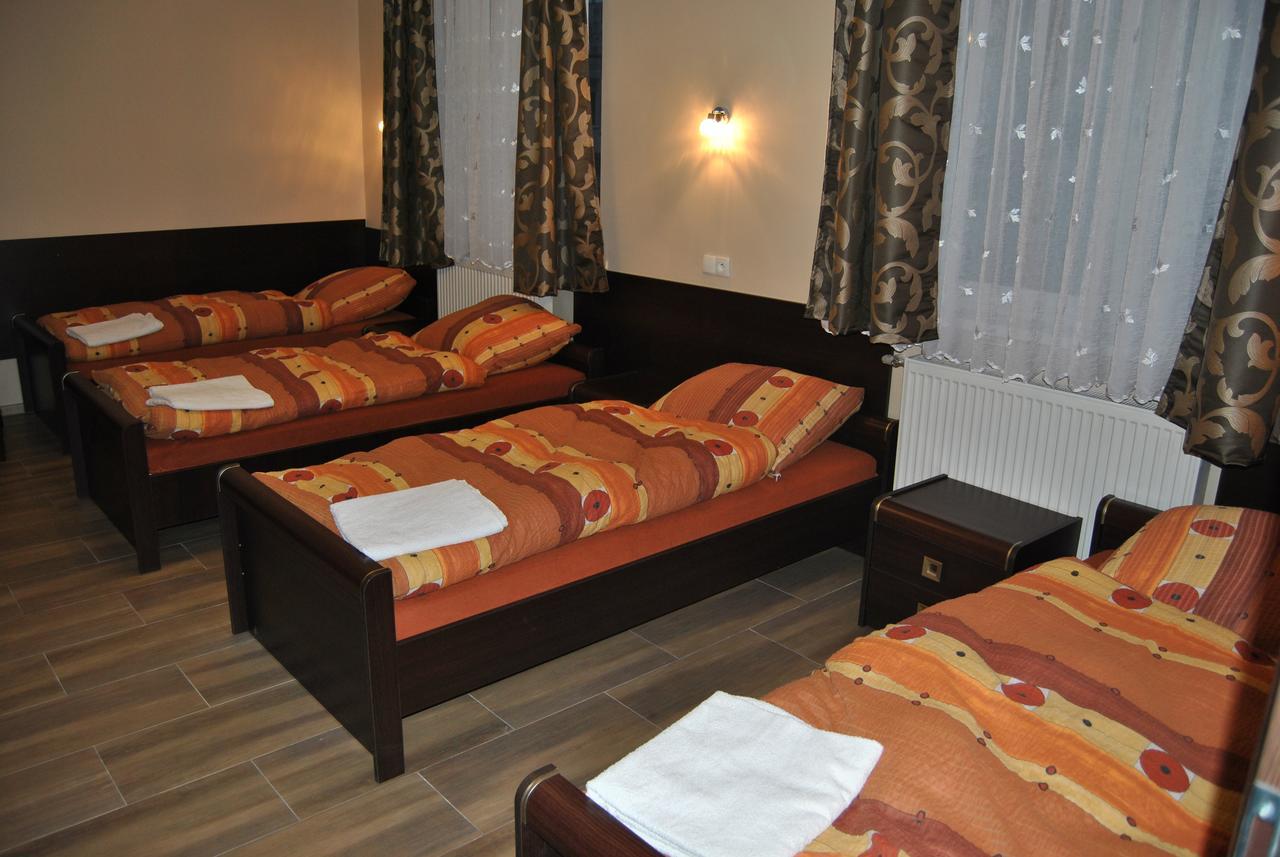 Hotel Gosciniec Влоцлавек Экстерьер фото